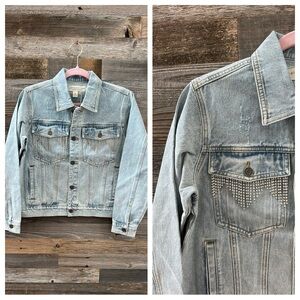 NWT Saltwater LUXE Rhinestone Light Denim Jacket Size Medium